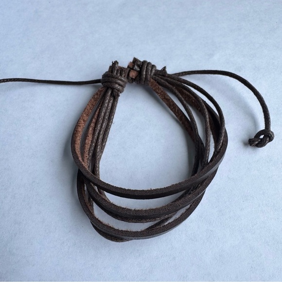 Brown Cord Bracelet - Picture 5 of 7